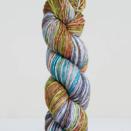 Urth Yarns - Uneek Worsted