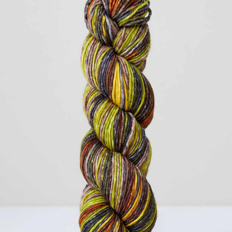 Urth Yarns - Uneek Worsted