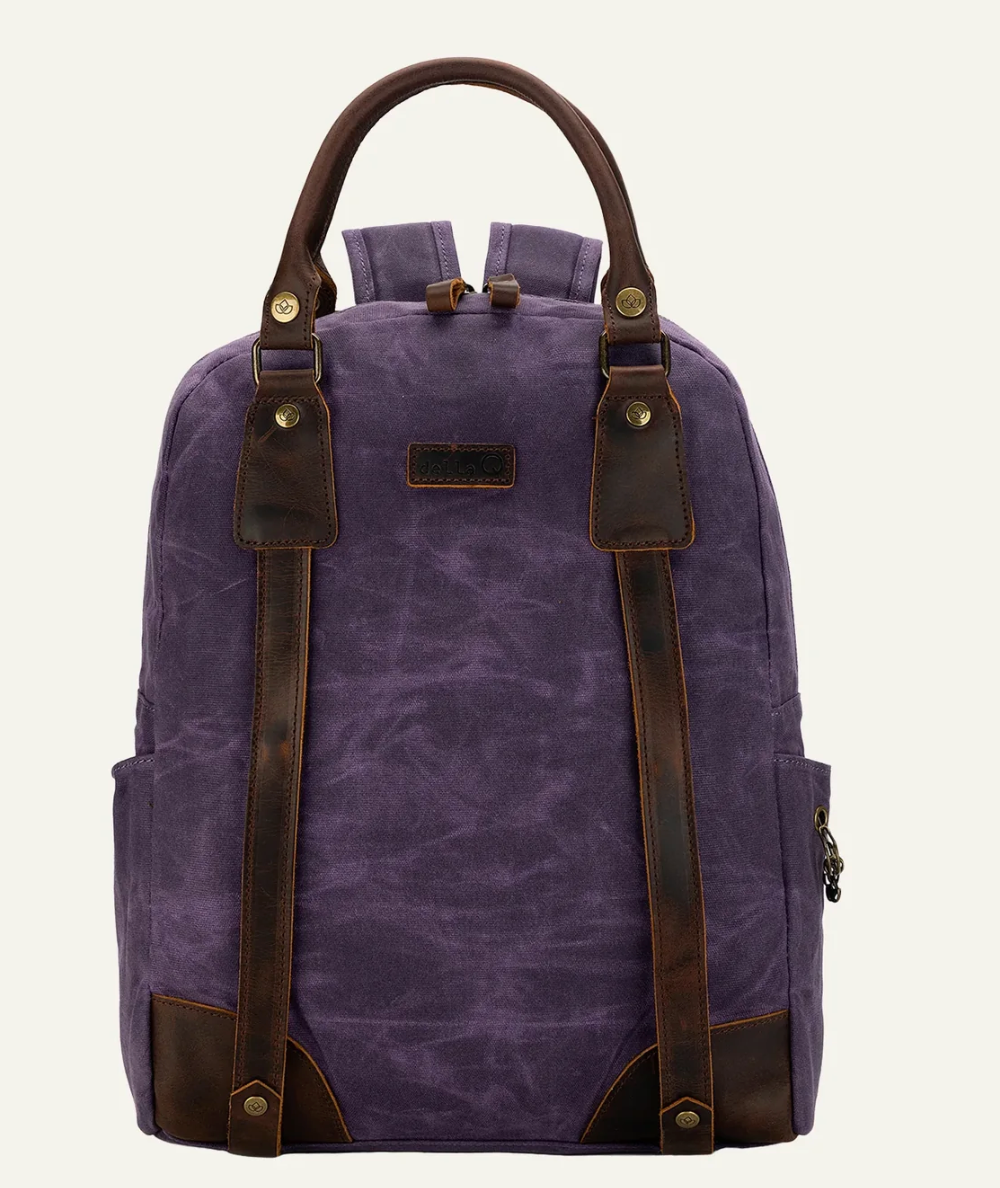 Della Q - Maker's Canvas Backpack